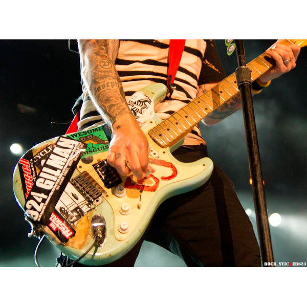 Green Day guitar.png