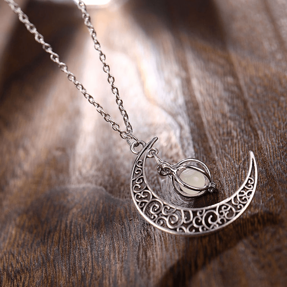 theenchantedmoonstonenecklace2.png