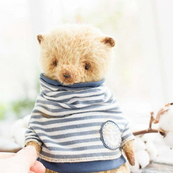 sewing-pattern-teddy-bear-with-sweater-cm (1).jpg