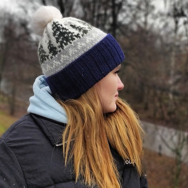 Blue-jacquard-knitted-hat-unisex-5