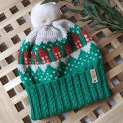 Green knitted warm unisex hat