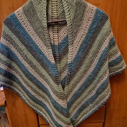 KNITTED SHAWL
