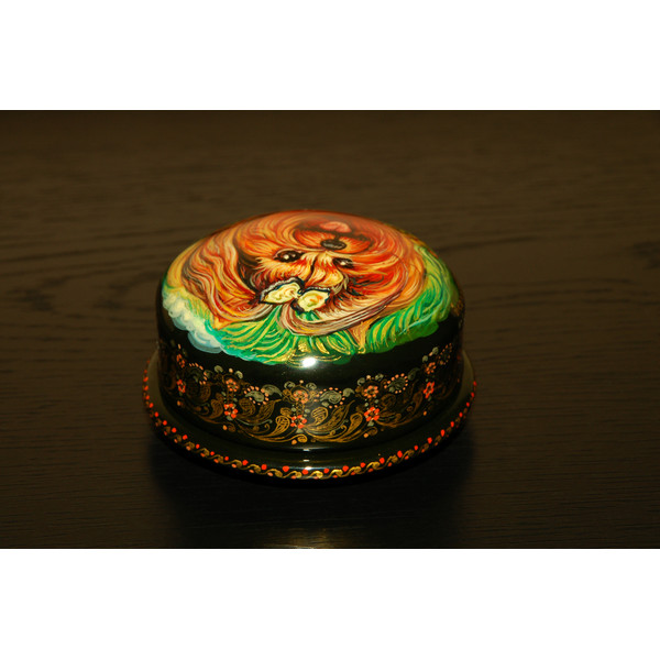 painted dog lacquer box