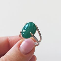 silver ring with green agate.