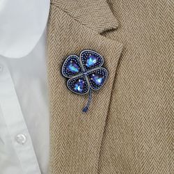 very peri clover beaded brooch