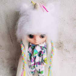 Middie Blythe hat crochet white Unicorn with ears for custom middie doll knit outfit middie clothes middie animal hat