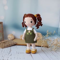 Crochet pattern doll. Tutorial doll. Crochet pattern amigurumi doll. Doll paterns.  Doll pattern in english. Amigurumi.