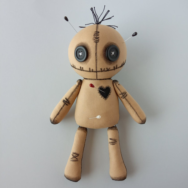 handcrafted-creepy-cute-doll