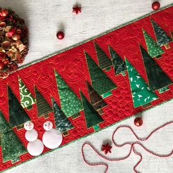 Quilted Christmas, Christmas trees with snowmen quilted, Long table runner, Bed topper, Holiday tablecloth, Table topper