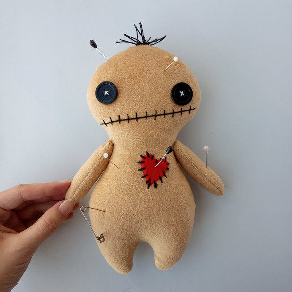 plush-voodoo-doll-with-red-heart-2
