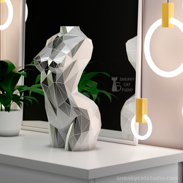 woman-torso-nude-sexy-girl-venus-papercraft-paper-sculpture-decor-low-poly-3d-origami-geometric-diy-2.jpg