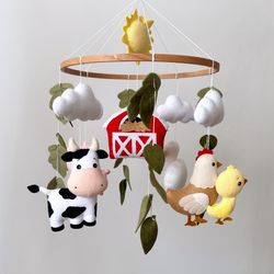 Handing baby mobile Farm animals mobile Nursery decor