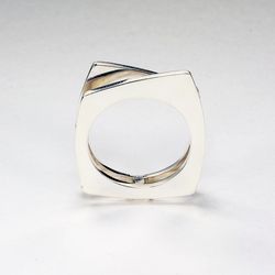 double silver ring.