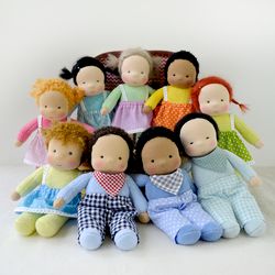 Waldorf pocket dolls 7 inch (18 cm) tall. 8 colors. Pocket doll-Steiner doll-cloth doll