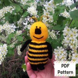 Bee knitting pattern, Knit bee pattern, Knitting bee patterns, Knit bumble bee pattern, Honey bee knitting pattern
