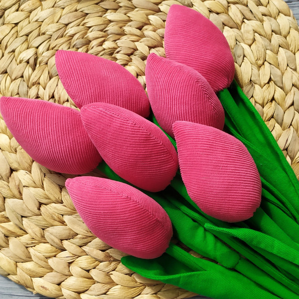 Interior-decoration-textile-flowers-tulips-3