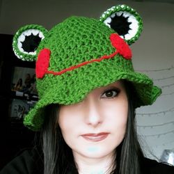 frog hat | crochet bucket hat | froggy