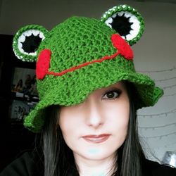 frog hat | crochet bucket hat | Froggy