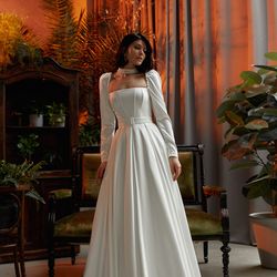 Satin wedding dress. Corset bridal gown. Classic wedding dress with belt