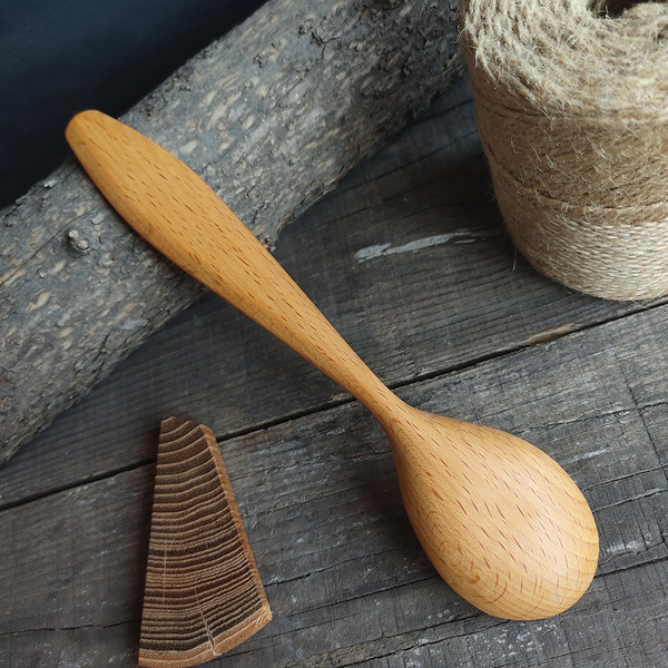 Handmade wooden spoon from beech wood - 04