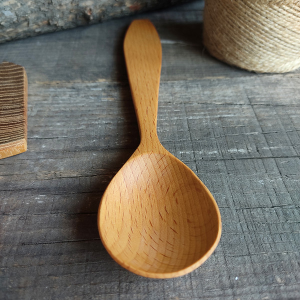 Handmade wooden spoon from beech wood - 05