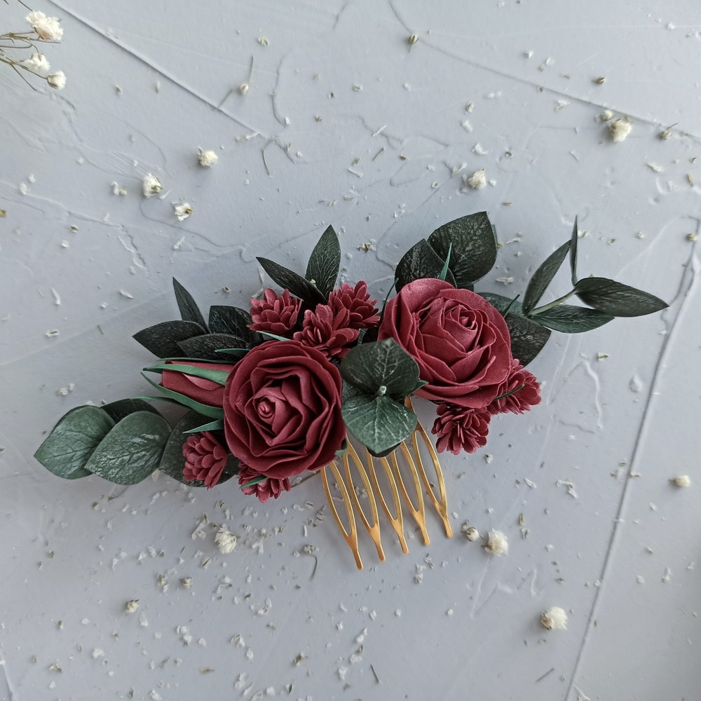 green-eucalyptus-hair-comb