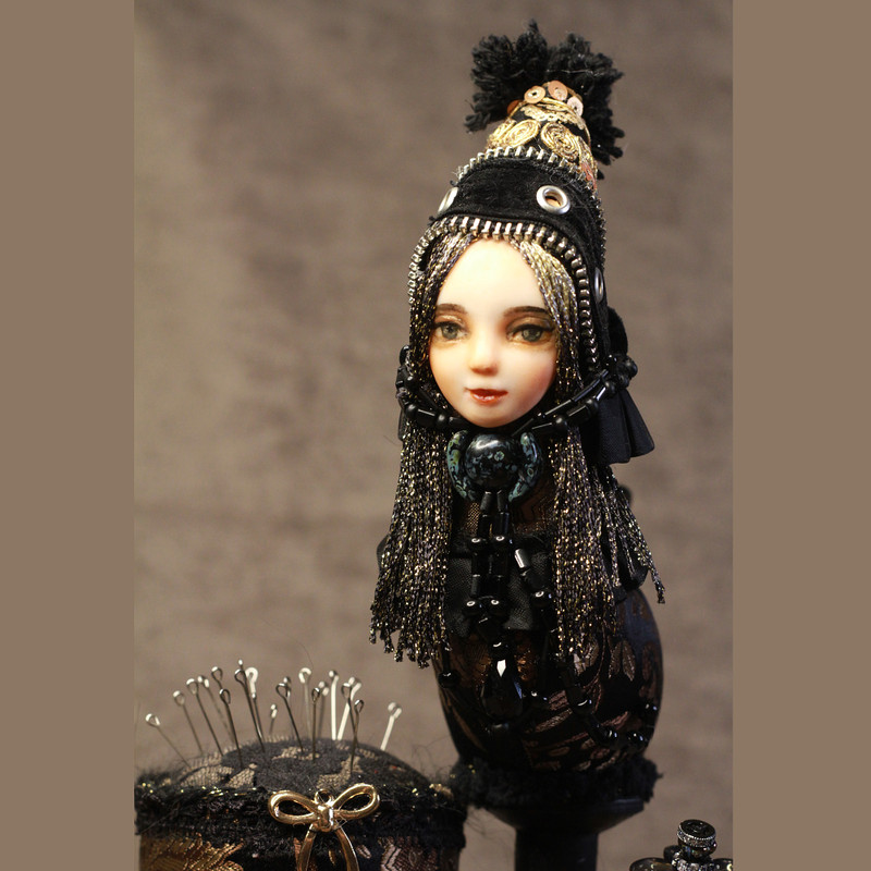 dollneedlebed9.jpg