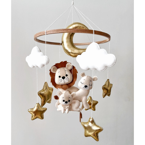 lion baby mobile