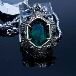 The Necromancer Amulet from Elder Scrolls Oblivion / Skyrim Oblivion Morrowind jewelry / Multistone amulet