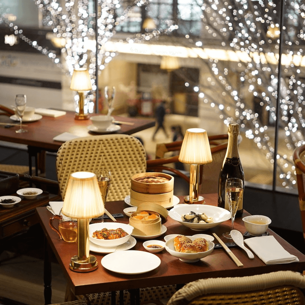 rechargeabledecorativeledtableandbarlampwithshade1.png