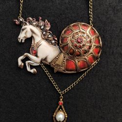 Red-White Hors Nautilus Jewelry necklace, pendant Nautilus