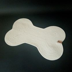 Pet rug in the form of a bone,mat under pet bowls,pet mat in the form of a bone,home decor