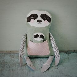 Sloth with baby. Sewing pattern and tutorial PDF
