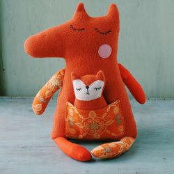 Fox with baby dolls. Sewing pattern and tutorial PDF