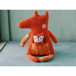 Fox with baby dolls. Sewing pattern and tutorial PDF