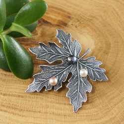 Silver Maple Leaf Brooch Pin Woodland Forest Nature Botanical Natural Pearl Large Boho Gray Brooch Pin Jewelry Gift 7146