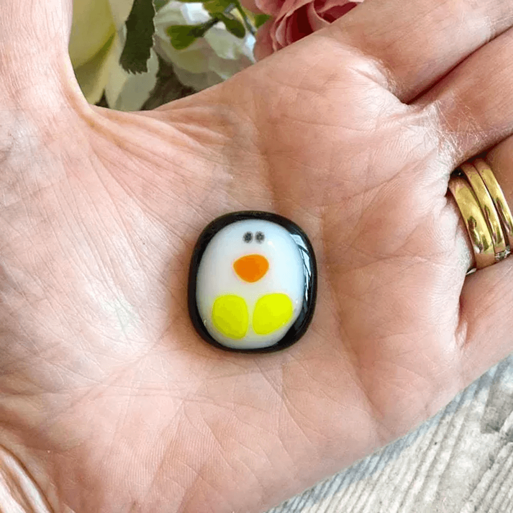 A Little Pocket Penguin Hug 7