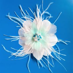 White flower feather brooch, White and blue feather brooch, Large feather brooch, Elegant brooch for a jacket and dress