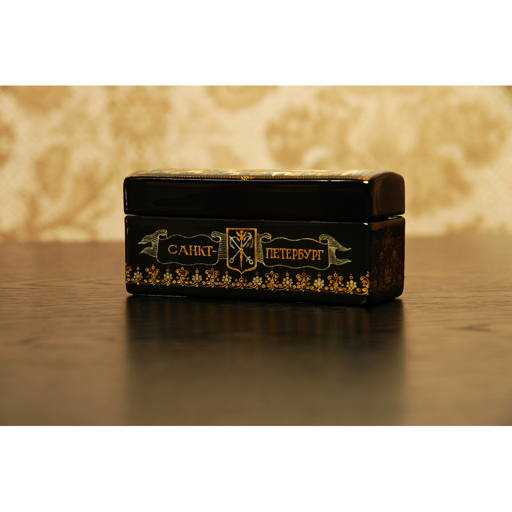 St Petersburg lacquer souvenir