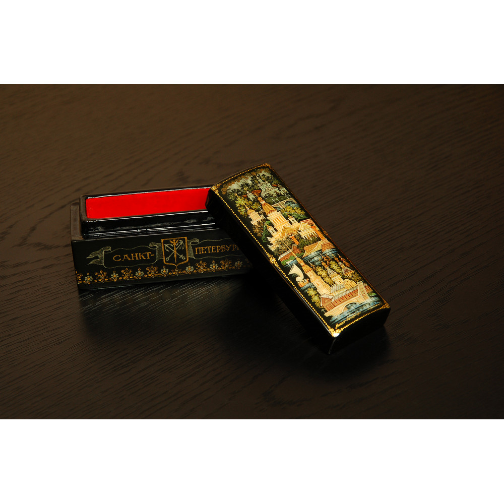 Decorative Petersburg lacquer box