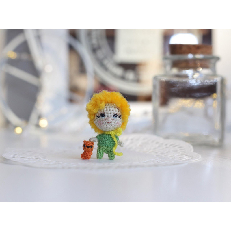 The-little-prince-miniature-doll.jpg