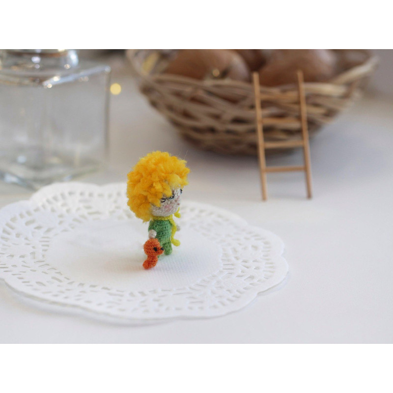 micro-crochet-doll-the-little-prince.jpg