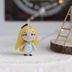 Alice in wonderland doll collectibles miniature art doll cartoon character fairy figurine cute gift tiny crochet doll