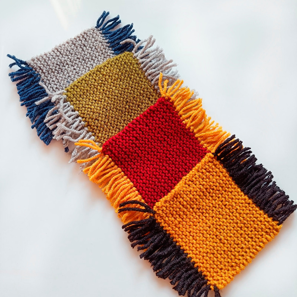 Harry Potter House Colors hand knit Coasters - Set of 4 item Knit coasters Griffindor knit coasters Graduations gift