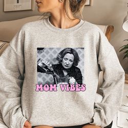 mom vibes kitty 70s sweatshirt, funny mom vintage 90s show shirt, bad moms that 70s show tee