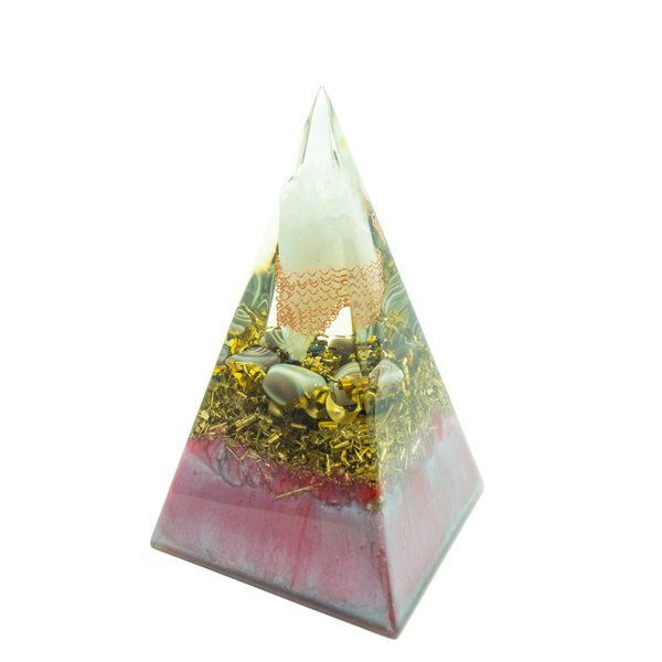 Orgone pyramid with Gray agate 3.jpg