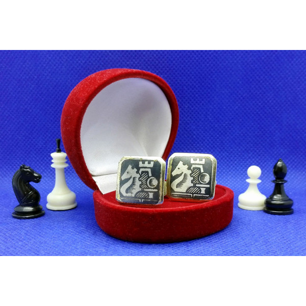 silver-chess-cufflinks.jpg