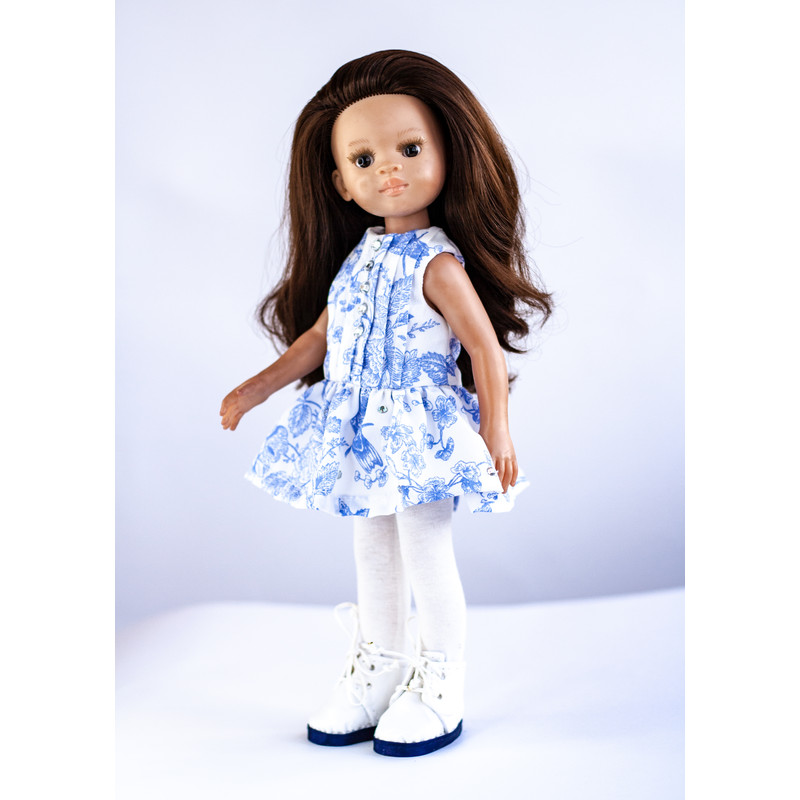 paola reina doll.jpg