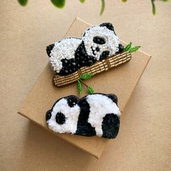 cute panda brooch, beaded panda brooch, panda pin, panda jewelry, embroidered panda brooch beaded bear brooch pin
