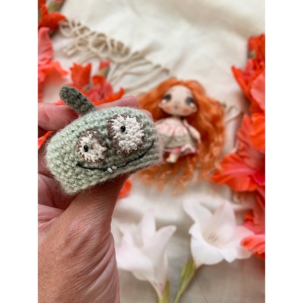 Mini Rag Smile Miniature rag doll available with classic linen dress and cr - Inspire ...